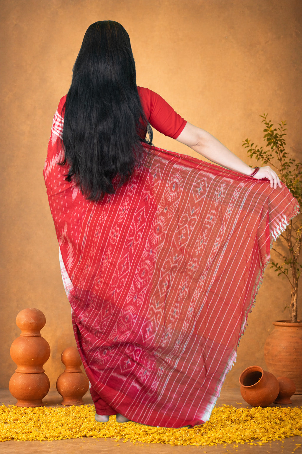 HANDWOVEN SAREE