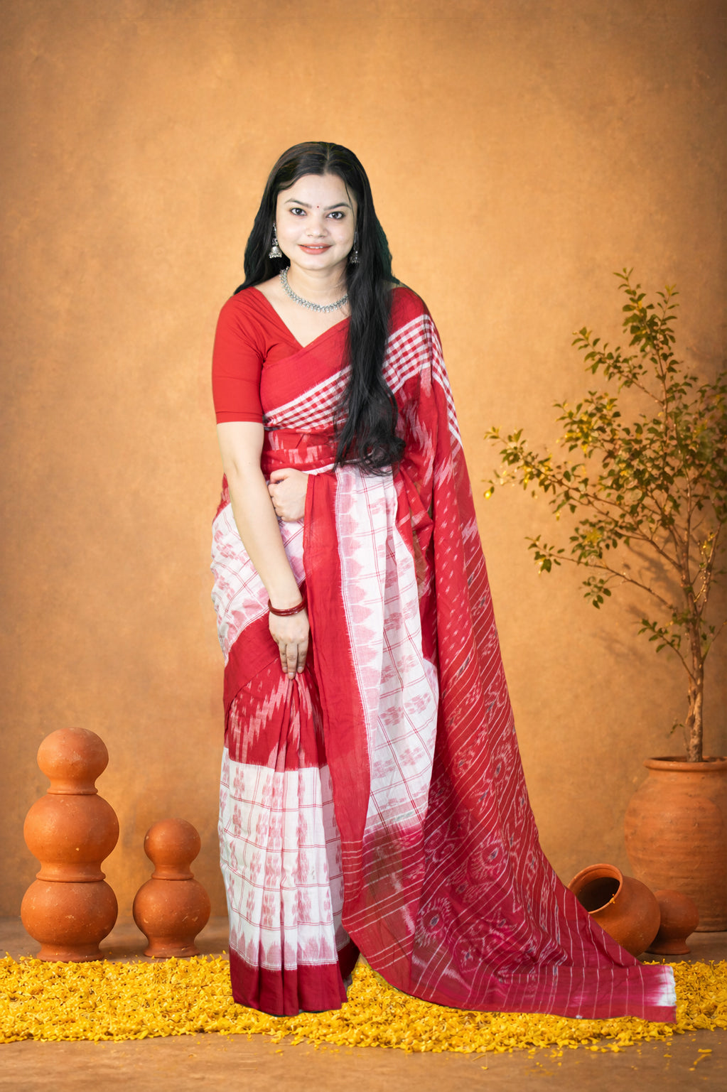 HANDWOVEN SAREE